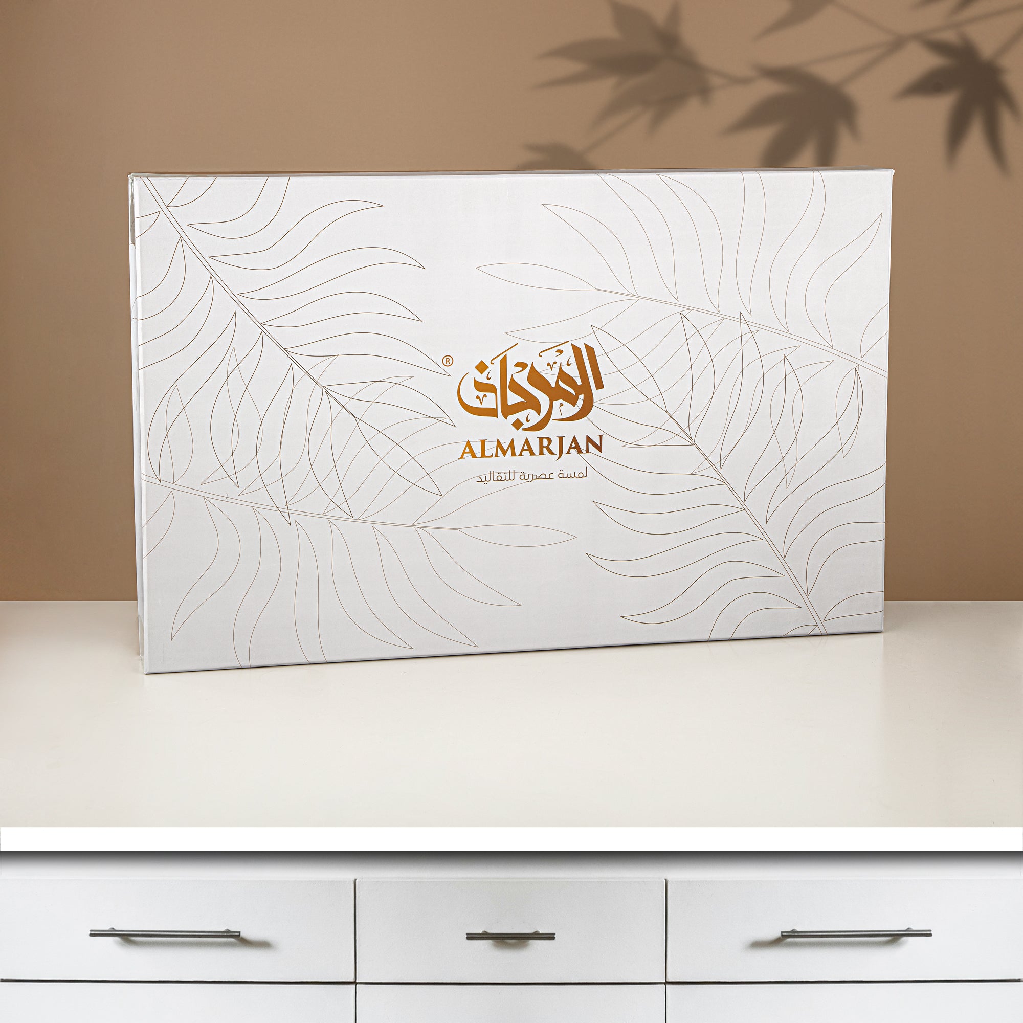 Almarjan Vacuum Flask Set 24 Pieces, 1L + 1L, Floral & Matt Gold (24-JBH-TR-AZ03G) - Tea & Coffee Complete Set