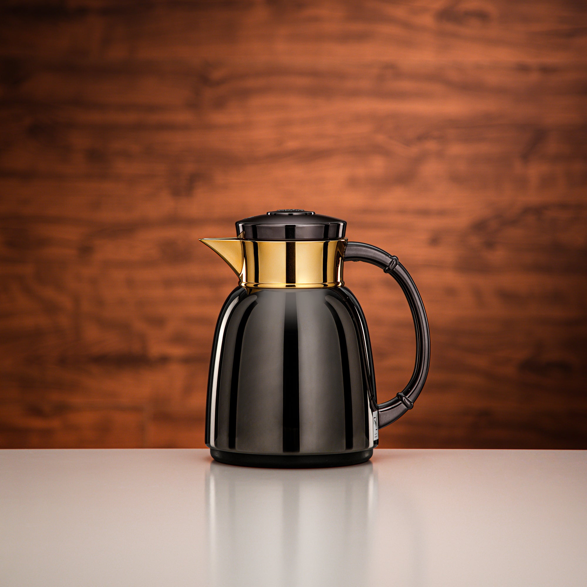 Almarjan Vacuum Flask 0.35L Gun Black & Gold