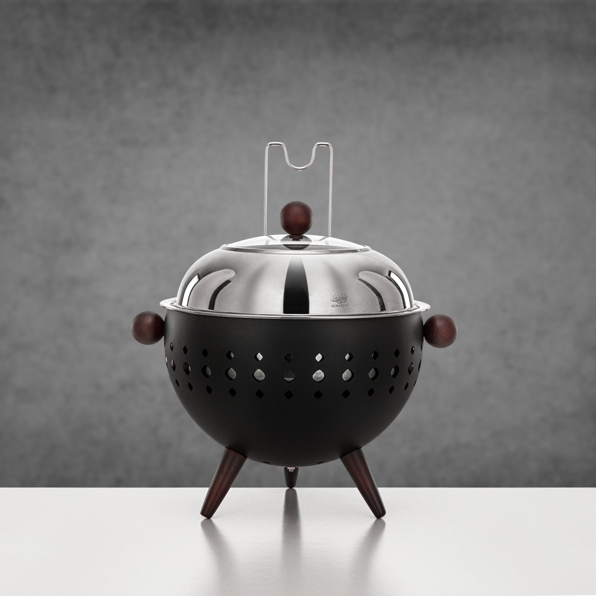 Almarjan Chafing Dish 3L Matt Black & Silver with Dark Brown Wood Handles