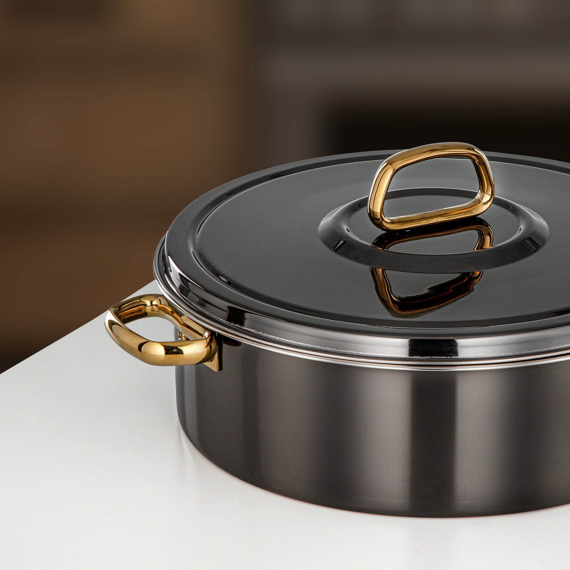 حرارات المرجان ديانا 30 سم أسود غامق ذهبي ستانلس ستيل معزول بغطاء ضغط STS0293776