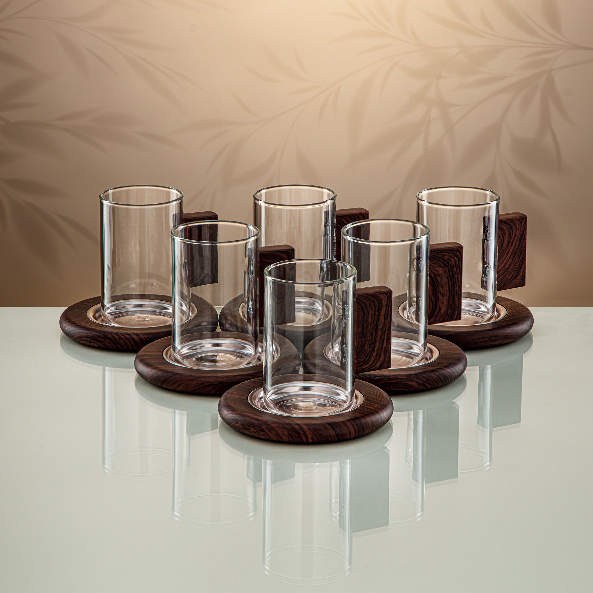 Almarjan Tea Set 18 Pieces Clear with Dark Wood Accents