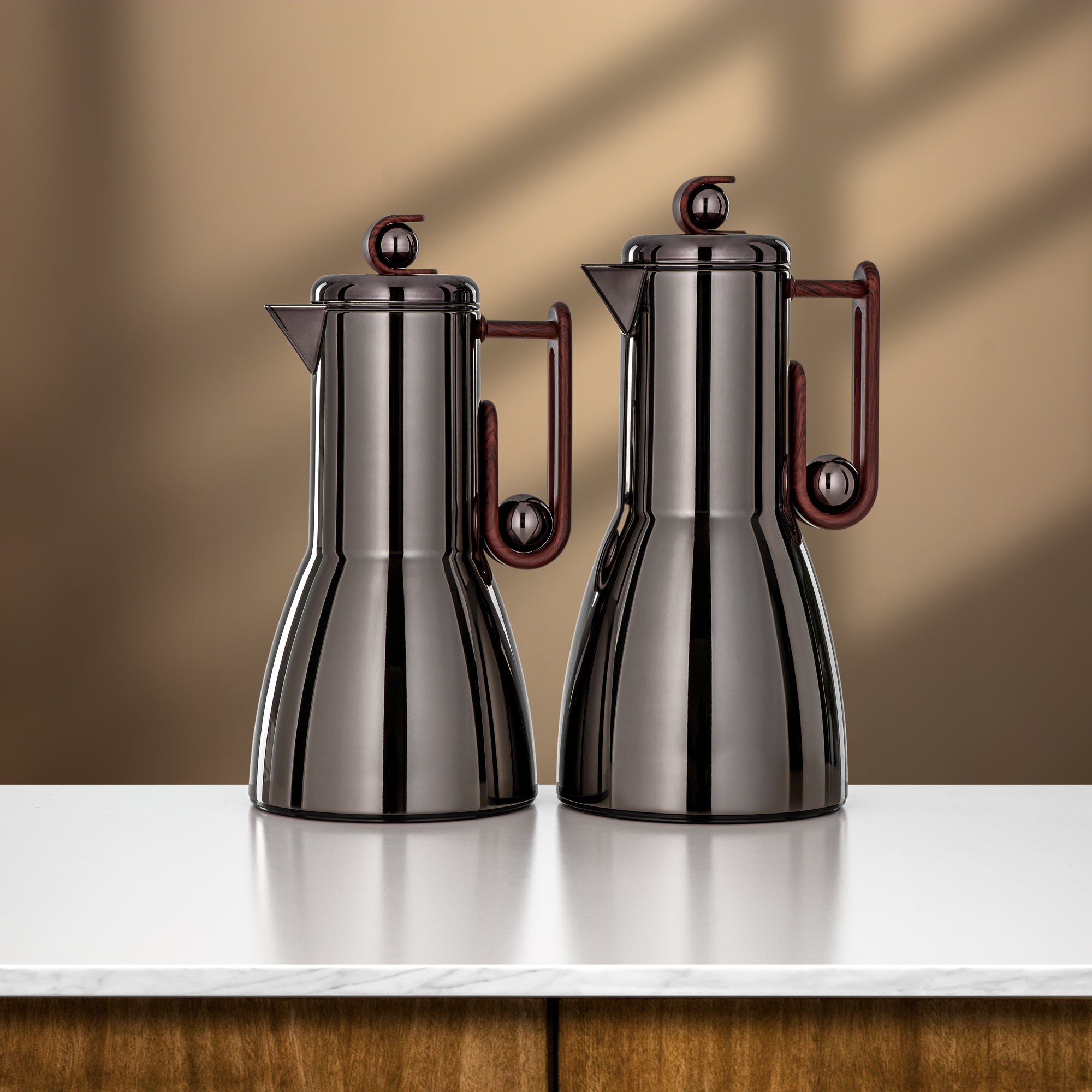 Almarjan Vacuum Flask Set, 2 Pieces – Gun Black & Dark Wood